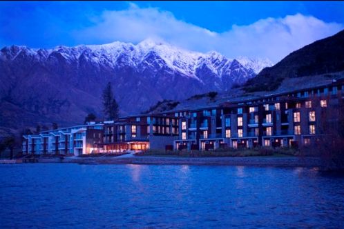 hilton queenstown exterior